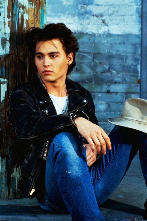 25 Most Beautiful Men of All Time - Hot Pictures of Handsome Actors
