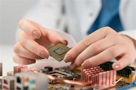 Kỹ Sư SMT Là Gì? Mô Tả Chi Tiết Công Việc Kỹ Sư SMT - Glints Vietnam Blog