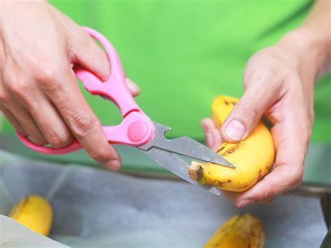 how to get bananas to ripen faster 2