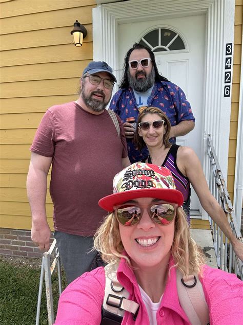 What to Wear to New Orleans Jazz Fest -Adventures with Carli