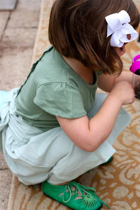 Teaching Kids About Recycling - The Chirping Moms