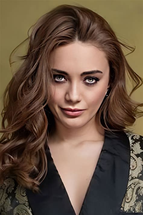 Damla Sönmez - Profile Images — The Movie Database (TMDB)