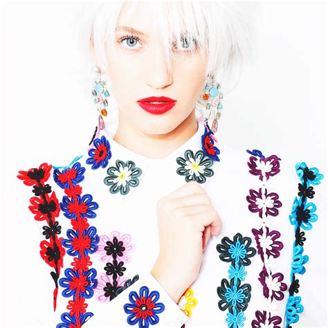 Fine Jewelry Photographer — Nicole Nixon