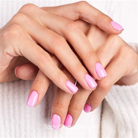 Uñas color pastel: Diseños e ideas alucinantes este 2024