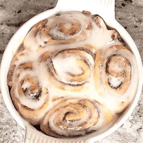 Viral TikTok Cinnamon Rolls with Heavy Cream 