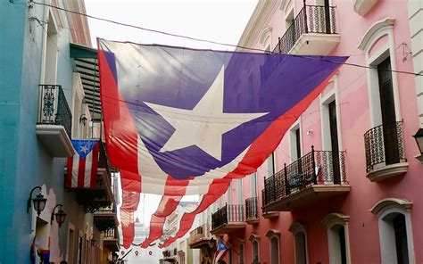 Moving to Puerto Rico: A Guide For Immigrants, Expats, and Digital