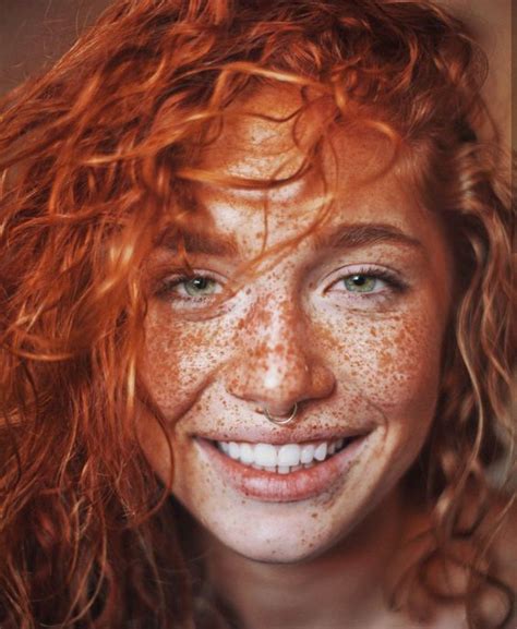 Pin by Paullo Rodrigues on BEAUTIFUL REDHEAD | Red hair freckles ...