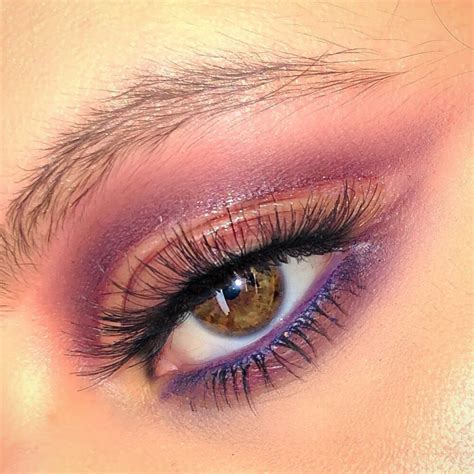 31 Natural Eyeshadow Looks For Elegance and Beauty In 2023