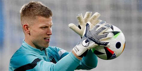 Report: Celtic scouts now analysing "charismatic" new midfield target