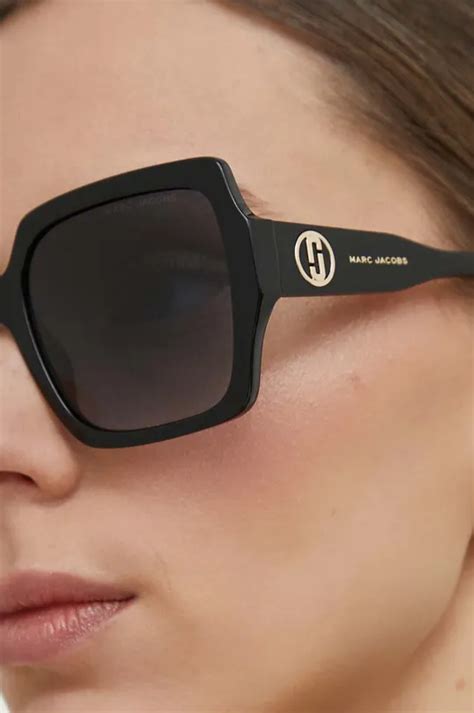 Солнцезащитные очки Marc Jacobs женские цвет чёрный | ANSWEAR.ua
