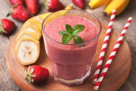 30 рецептов безалкогольных коктейлей, которые легко приготовить дома