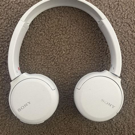 Bluetooth sony headphones Bought for $80 Extendable - Depop