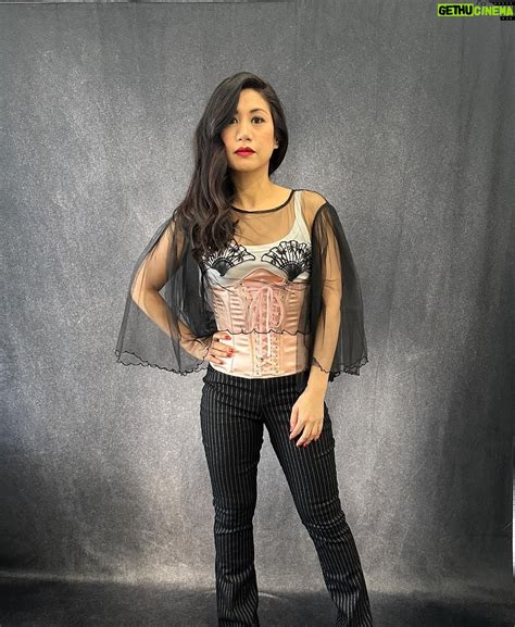 Actress Liza Lapira HD Instagram Photos and Wallpapers May 2023 | Gethu