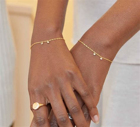 The BFF Jewellery Guide | Matching Jewellery Ideas | Astrid & Miyu