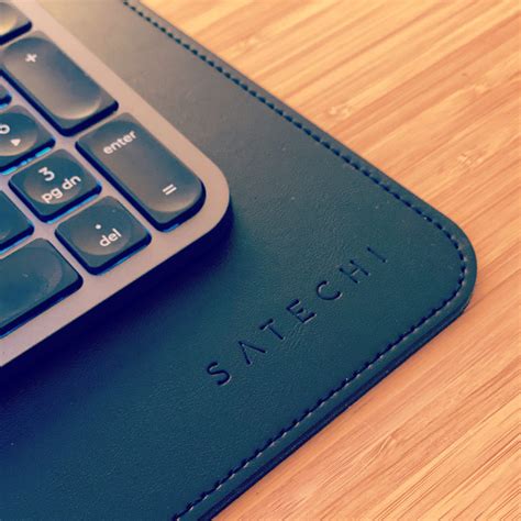 Satechi Eco-Leather Deskmate Desktop Mat Review - CarPlay Life