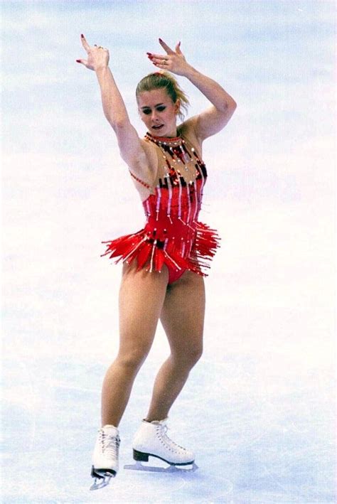 The 30 Most Fantastic Ice Skating Outfits Of The '90s | Ice skating ...