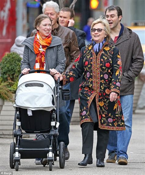 Pregnant Chelsea Clinton And Family Sported Taking Festive Stroll On ...