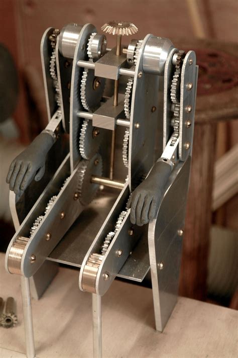 British Columbia artist continues the automata tradition