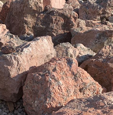 pink granite boulder pic  earthstone resources