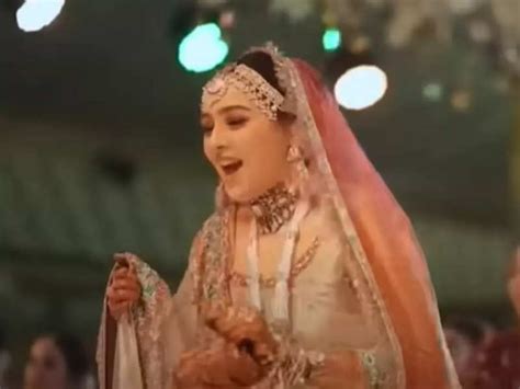 Pakistani bride dances to ‘Jalebi Baby’ at wedding; netizens praise her ...