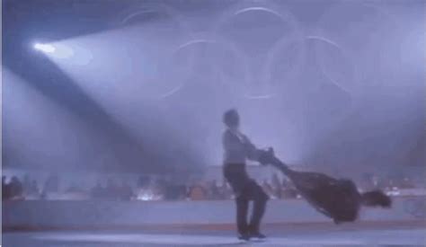 Cutting Edge Spin GIF - CuttingEdge Spin Dance - Discover & Share GIFs