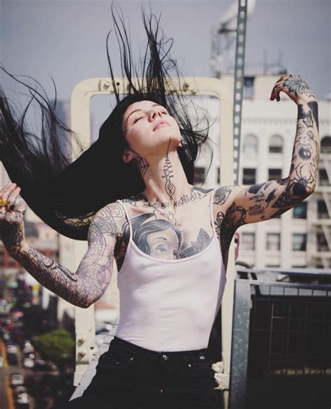 Grace Neutral : r/Hotchickswithtattoos