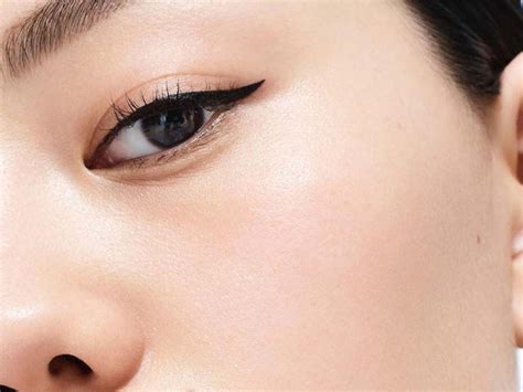 How To Apply Eyeliner For Big Eyes – wavingwithmyhands
