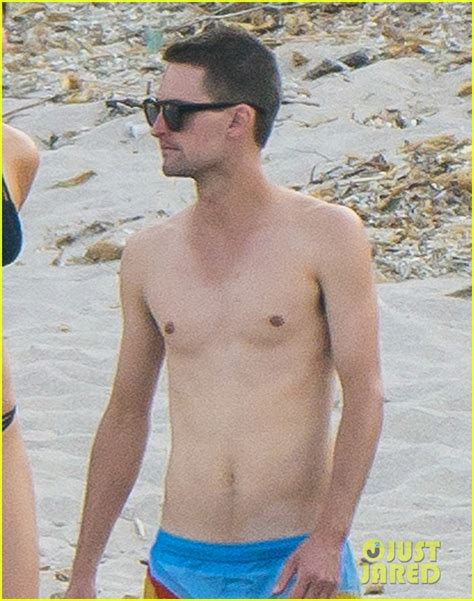 Miranda Kerr & Snapchat's Evan Spiegel Flaunt Their Love & Beach Bodies in France!: Photo ...