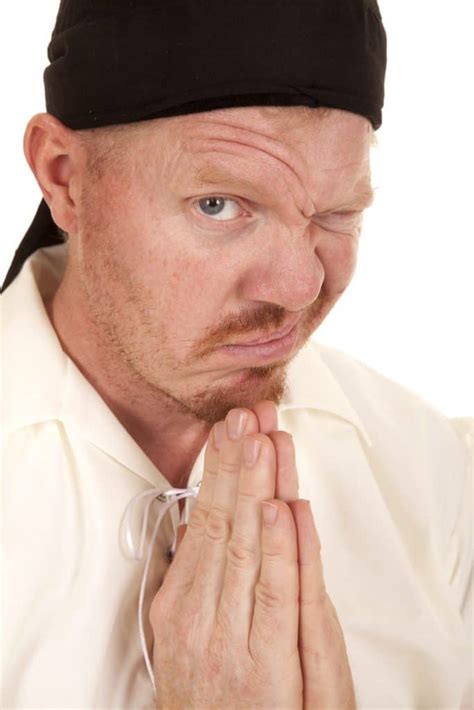 What is a Durag and How do I Tie and Wear one? - Bandanas Blog
