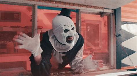 Фильм «Ужасающий 2» / Terrifier 2 (2022) — трейлеры, дата выхода | КГ ...