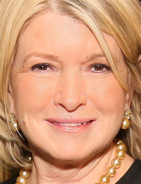 Martha Stewart Is A Brutal Critic For Young Bride On "Say Yes To The