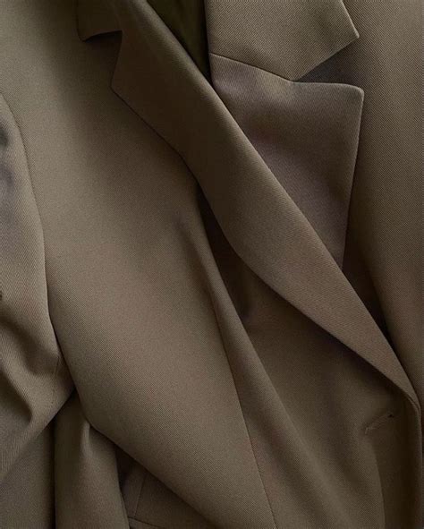 Pin by 𝐀. on Clean | Beige aesthetic, Brown blazer outfit, Beige