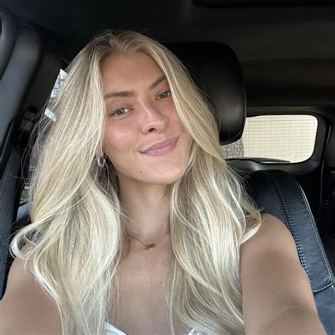 Hi i’m Brooke your local esthetician located right in downtown Clinton