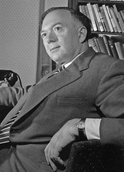 George Mikes Zitate (9 Zitate) | Zitate berühmter Personen