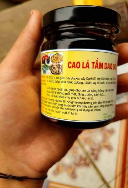 Cao lá tắm dân tộc Dao Đỏ 100ml Lá tắm Dao Đỏ – Thảo Dược 2B