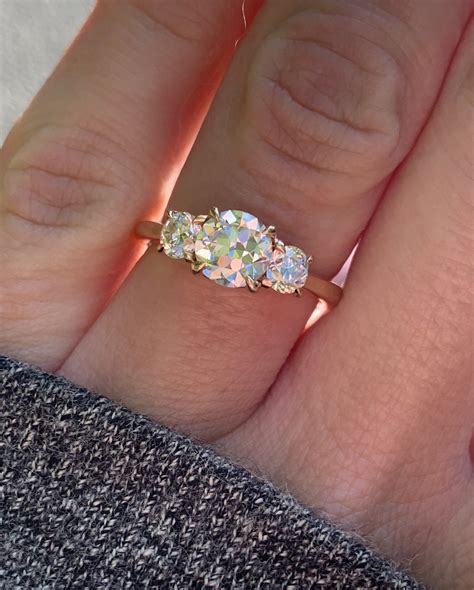 Rise and Shine rings!