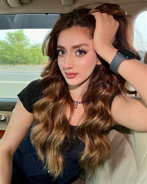 Jannat Mirza (@jannatmirza_) • Instagram photos and videos