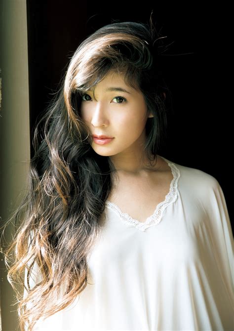 [Photobook] Kawasaki Aya 1st Photobook - Furetekuremasuka