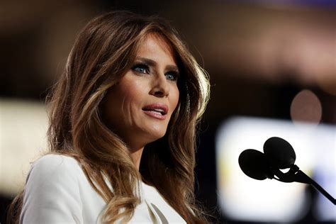 Melania Trump Suing Daily Mail, Blogger For 'False And Tremendously ...