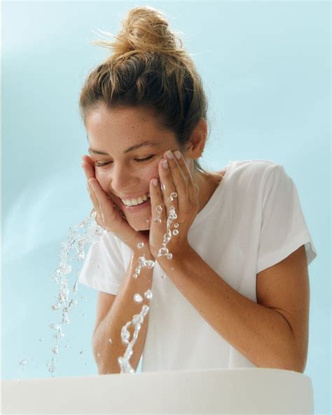 Cleanser vs. Face Wash: The Key Differences | NIVEA India