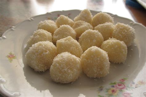 Кокосовые конфеты (46 фото)