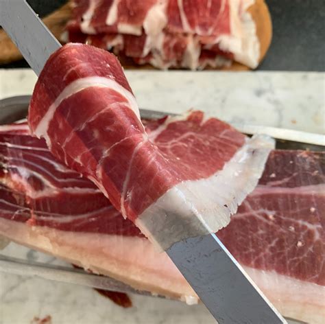 Pastrama din Carne de Mangalita, aproximativ 500g, afumata si uscata