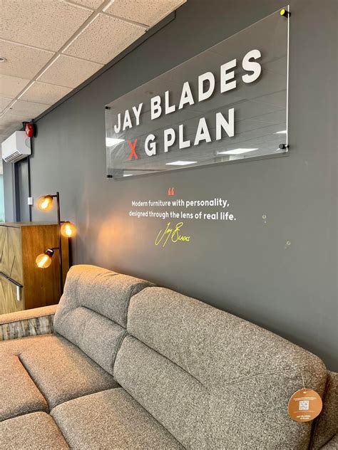 dixons funeral home 8