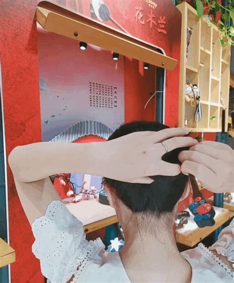 step by step how to use hair pins