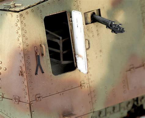 Сборная модель German A7V Tank (Krupp) & Engine лучшая цена!
