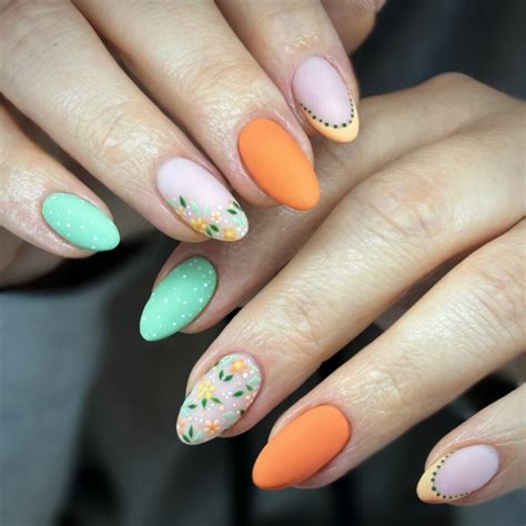 18 Dazzling Floral Nail Designs To Rock Each Season