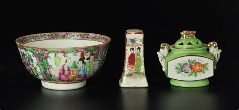 Sold Price: 12 CHINESE VINTAGE PORCELAINS - September 4, 0122 11:00 AM EDT