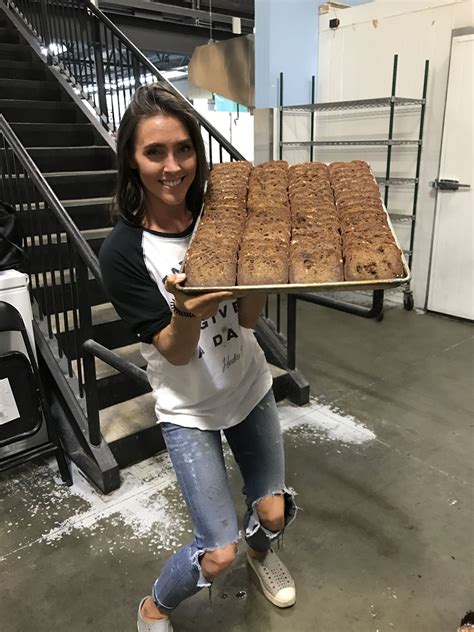 A Q&A with One of My Biggest Inspirations: Erin Ireland - Jillian