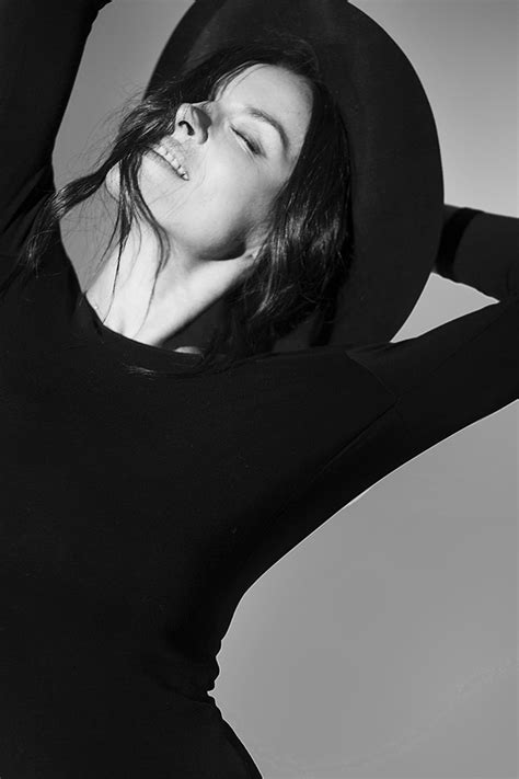 Nadya Meiher | Inner Light | Art Project