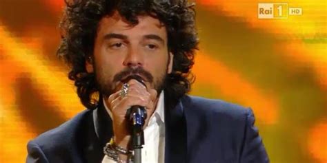 Arriva in radio il nuovo singolo di Renga. A ottobre il tour nei teatri ...